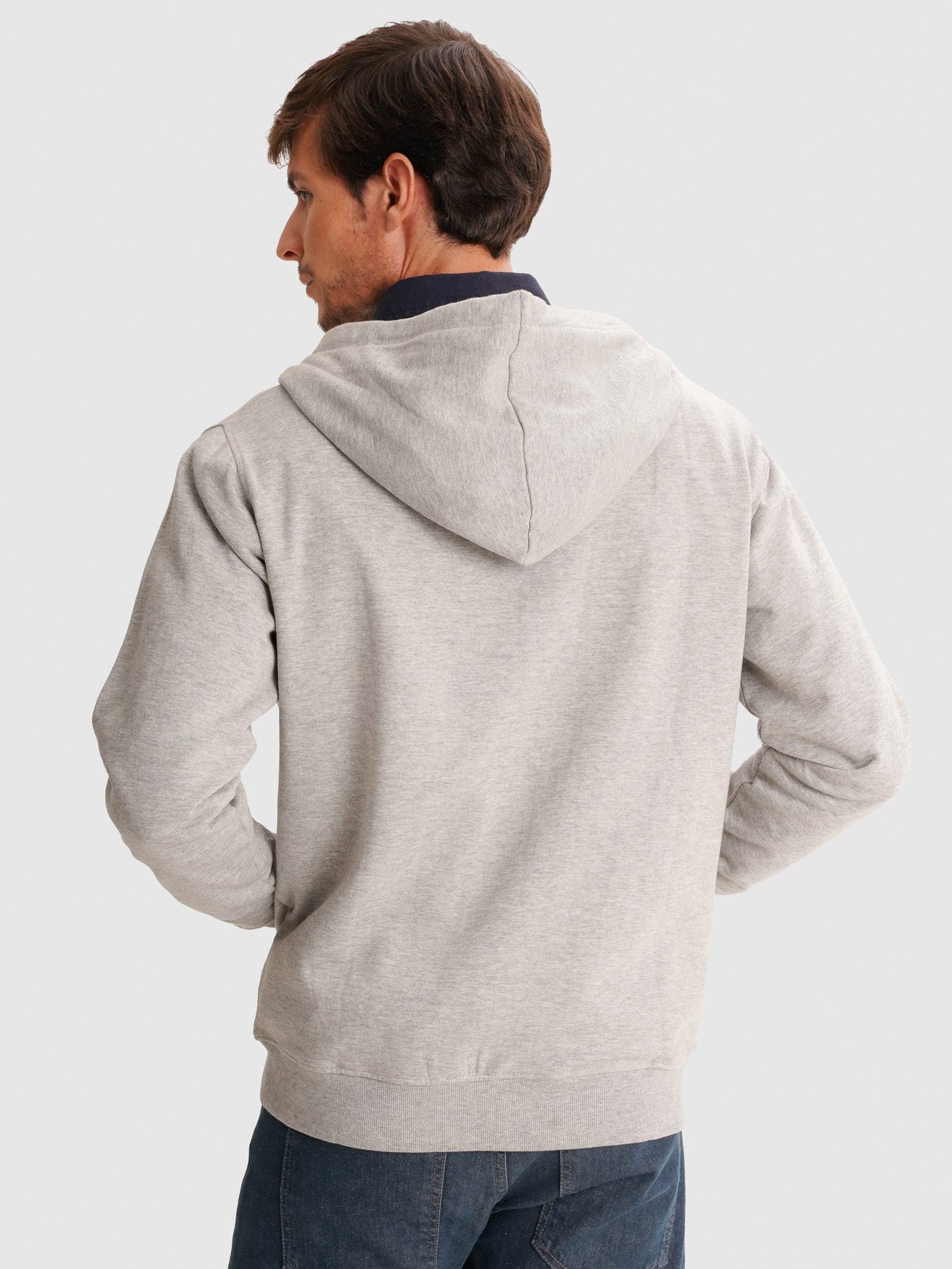 SUDADERA GRIS CON CAPUCHA REGULAR FIT MR. AZUL
