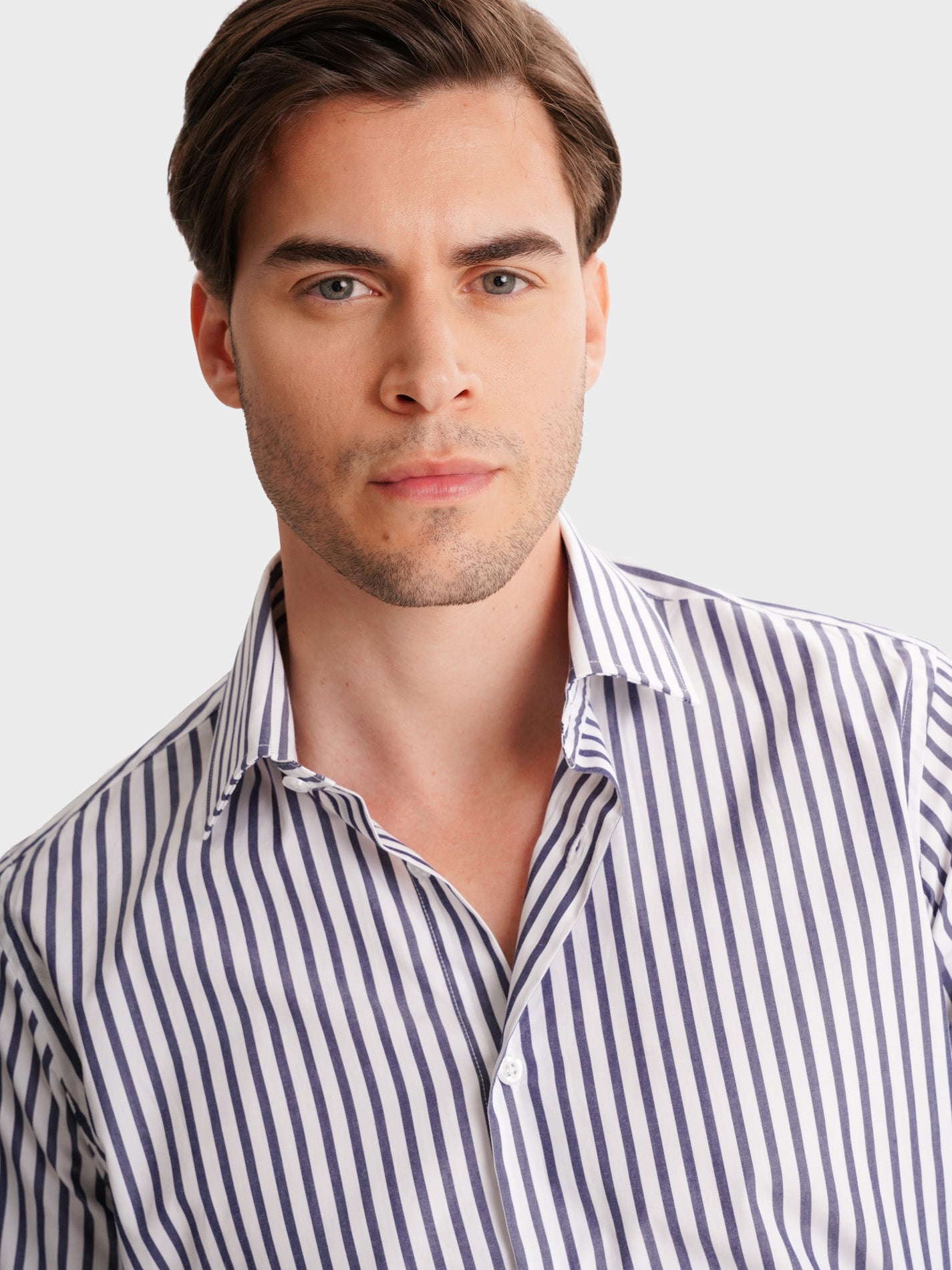 CAMISA MR AZUL SLIM FIT. AZUL