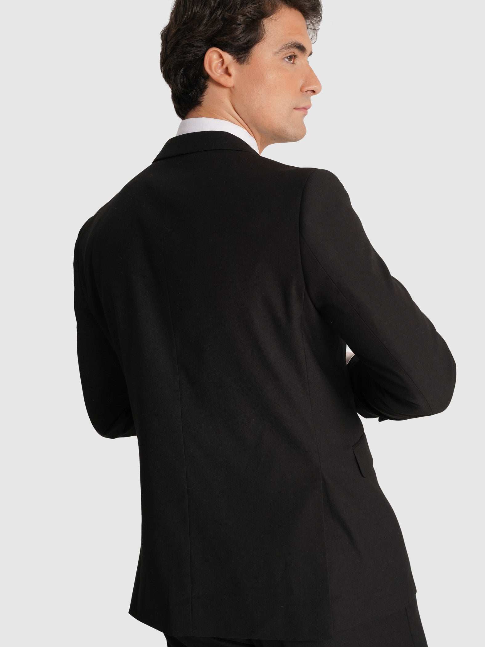 TRAJE NEGRO MANGA LARGA REGULAR FIT MR. AZUL