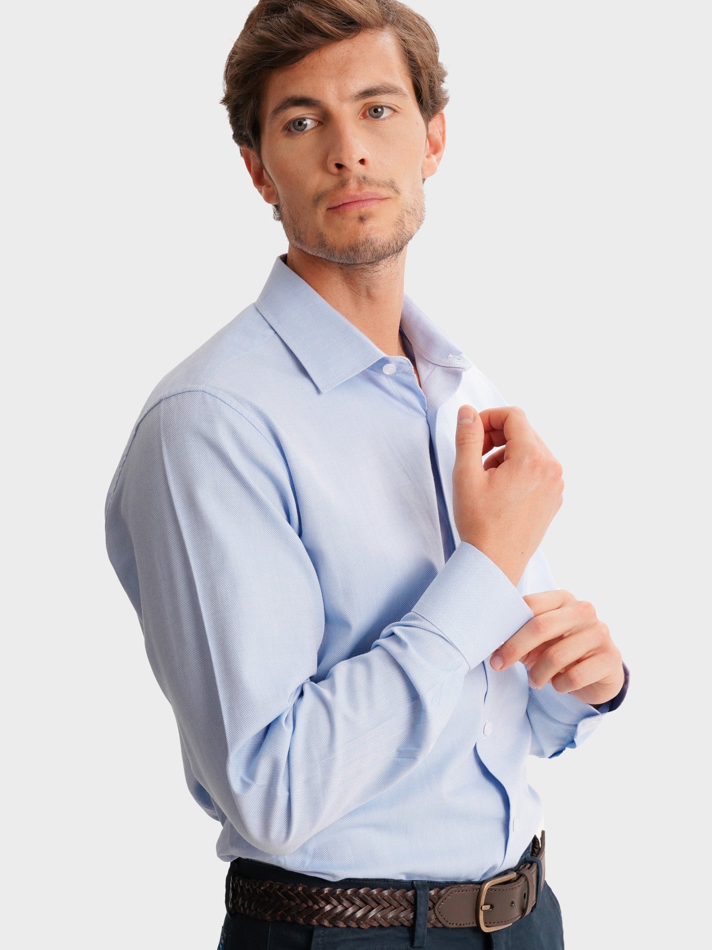 BLUE SLIM FIT MR SHIRT. BLUE
