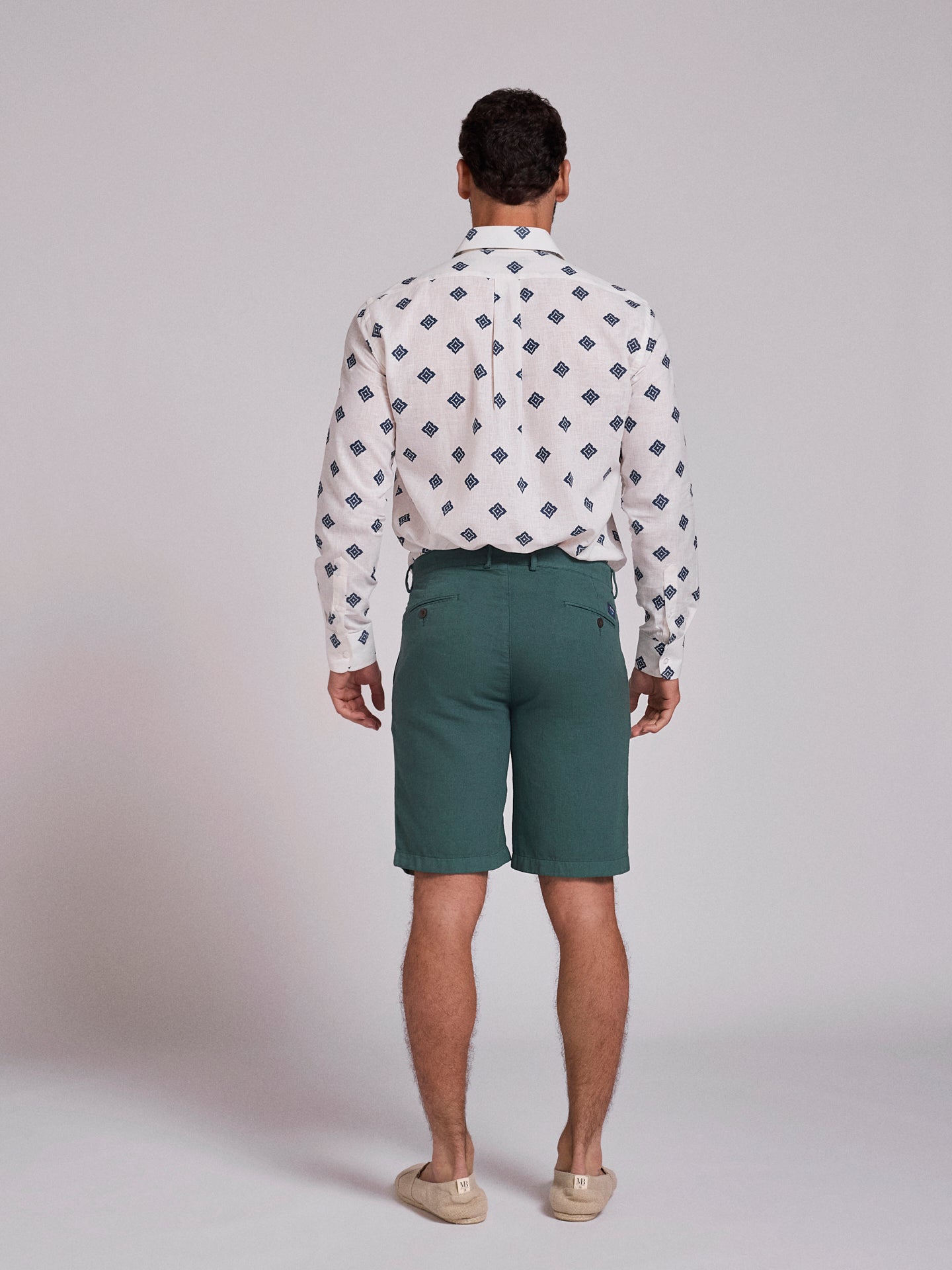 GREEN LINEN BERMUDA REGULAR FIT MR. BLUE