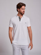 POLO BLANCO MANGA CORTA REGULAR FIT MR. AZUL