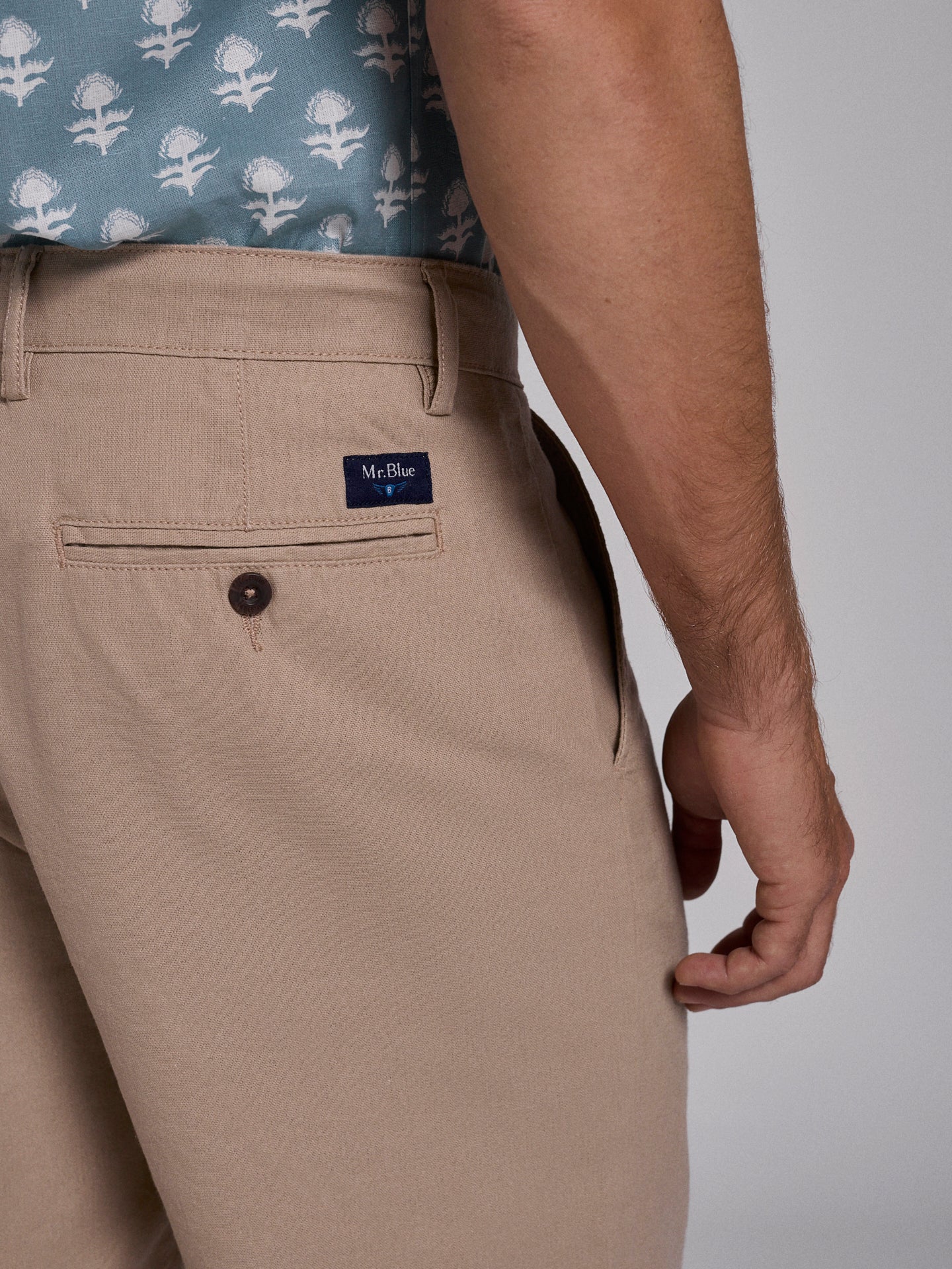 BEIGE LINEN BERMUDA REGULAR FIT MR. BLUE
