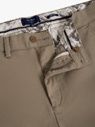 PANTALÓN ALGODÓN VERDE REGULAR FIT MR. AZUL