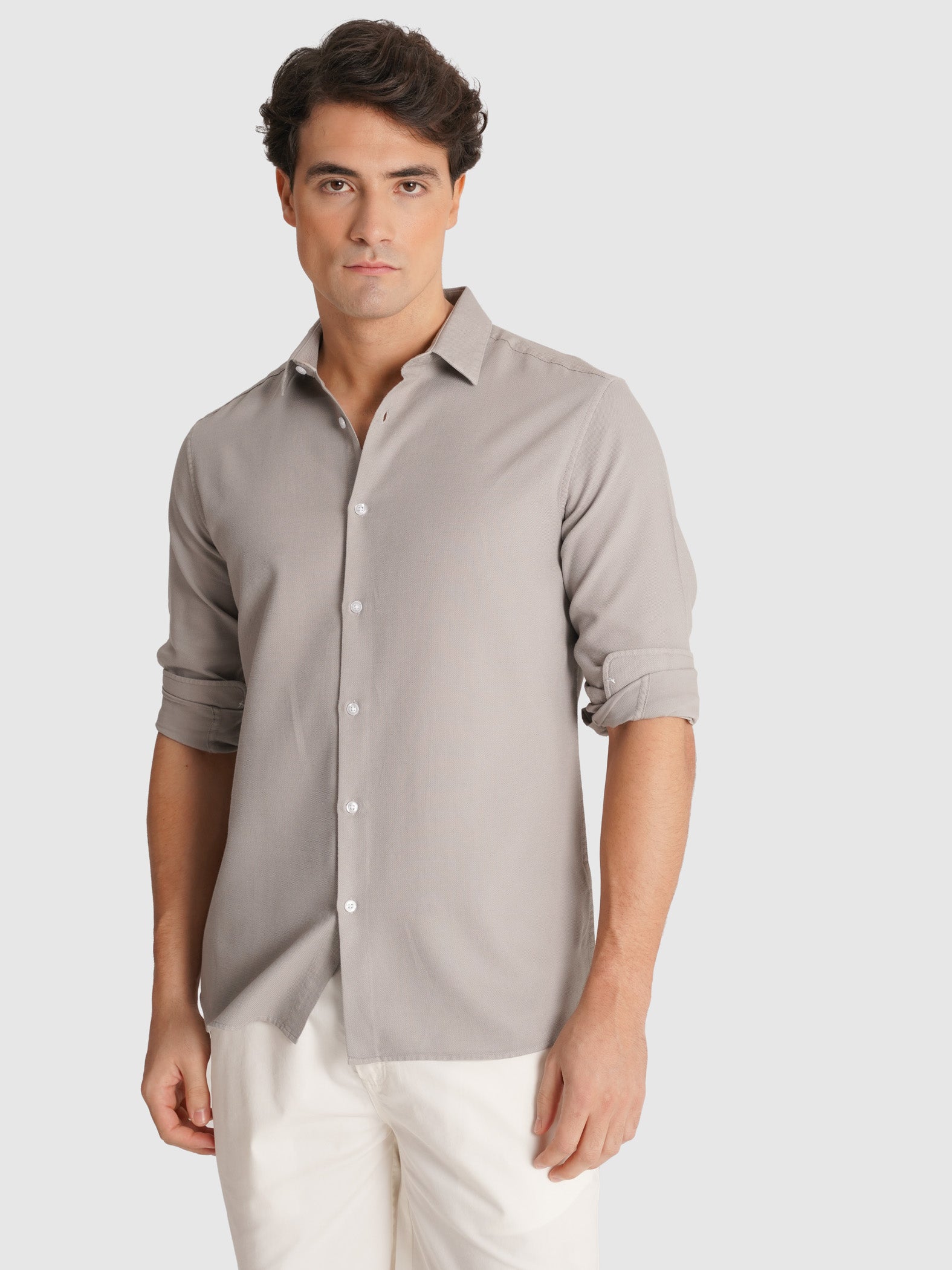 DOBBY CRU LONG SLEEVE TAILORED FIT MR SHIRT. BLUE