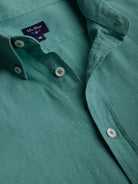 Camisa de corte estándar de lino verde de Mr. Blue