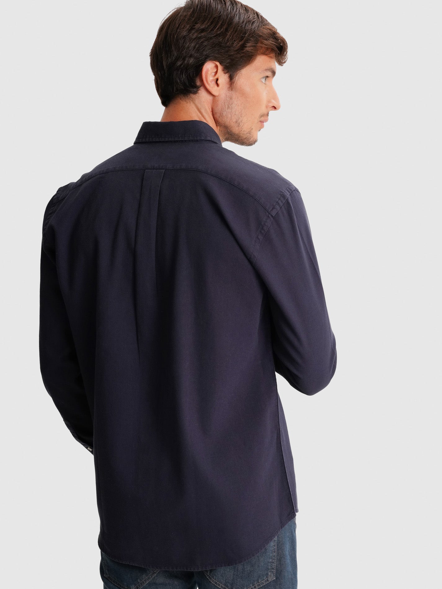 BLUE REGULAR FIT MR SHIRT. BLUE