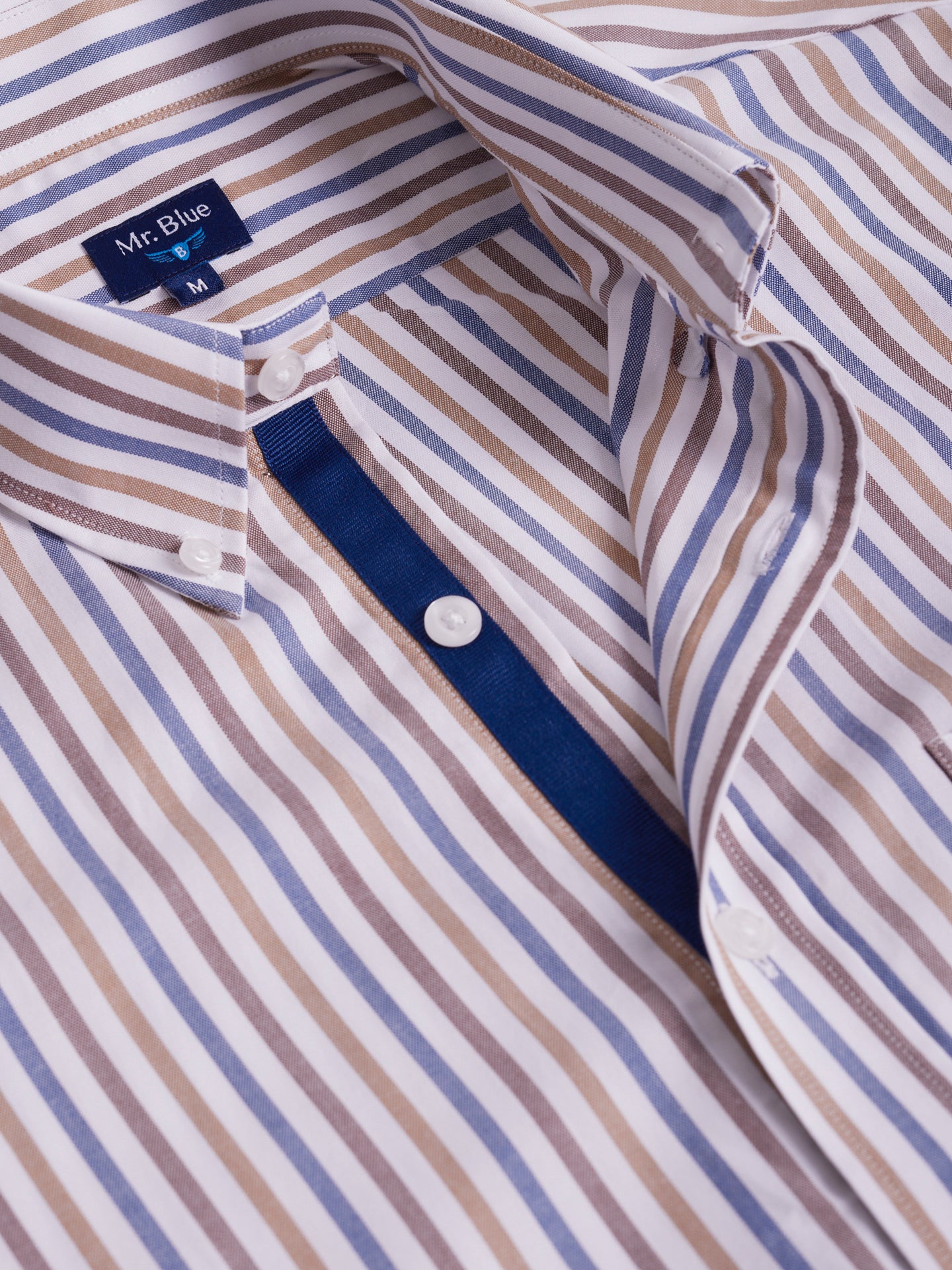 WHITE REGULAR FIT MR SHIRT. BLUE