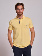 POLO AMARILLO MANGA CORTA REGULAR FIT MR. AZUL