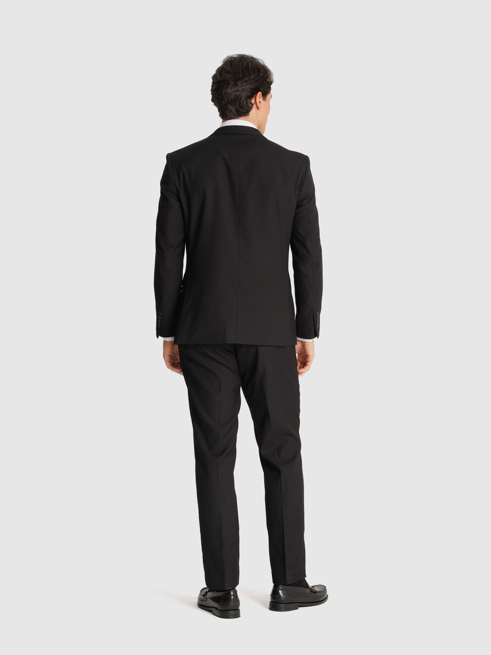 TRAJE NEGRO MANGA LARGA REGULAR FIT MR. AZUL
