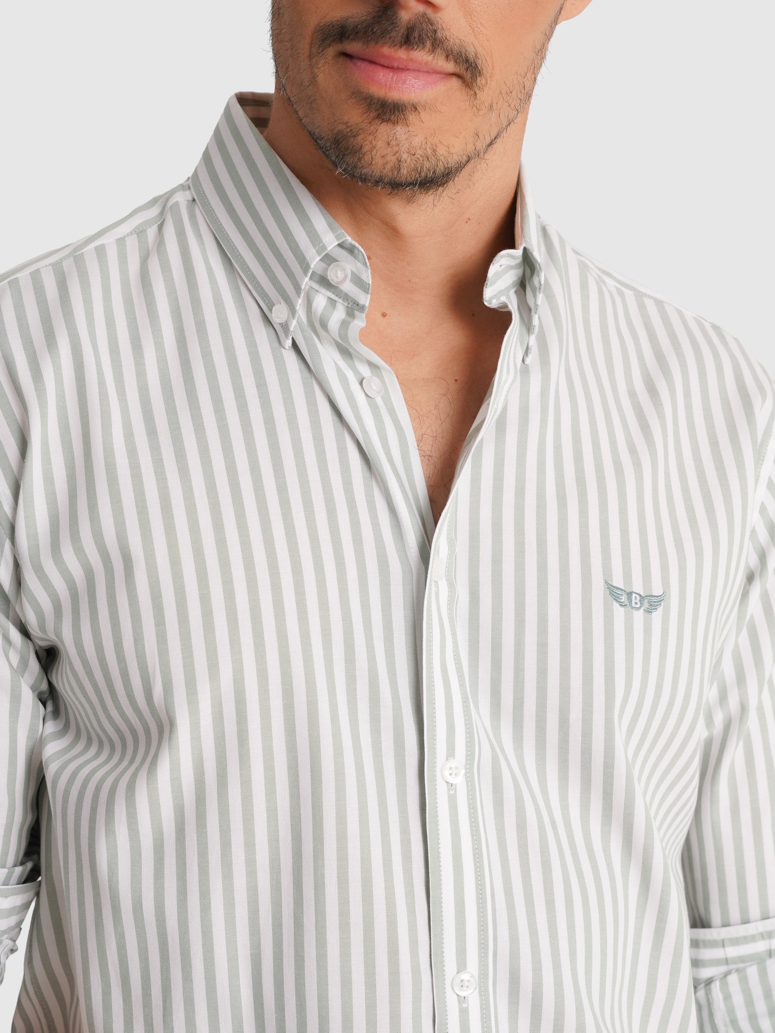 CAMISA OXFORD VERDE MANGA LARGA REGULAR FIT MR. AZUL
