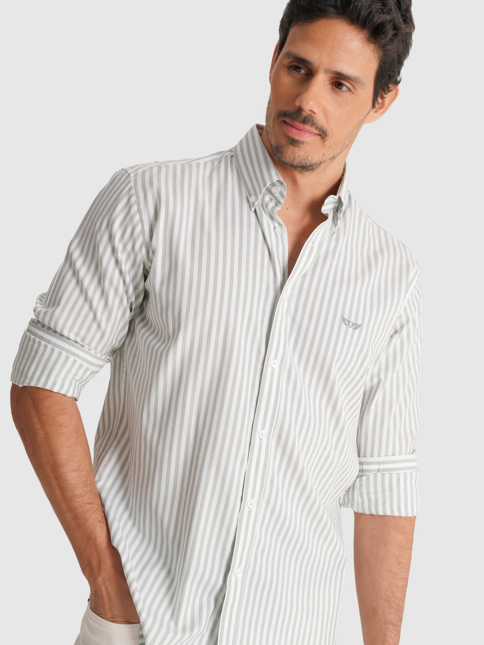 CAMISA OXFORD VERDE MANGA LARGA REGULAR FIT MR. AZUL
