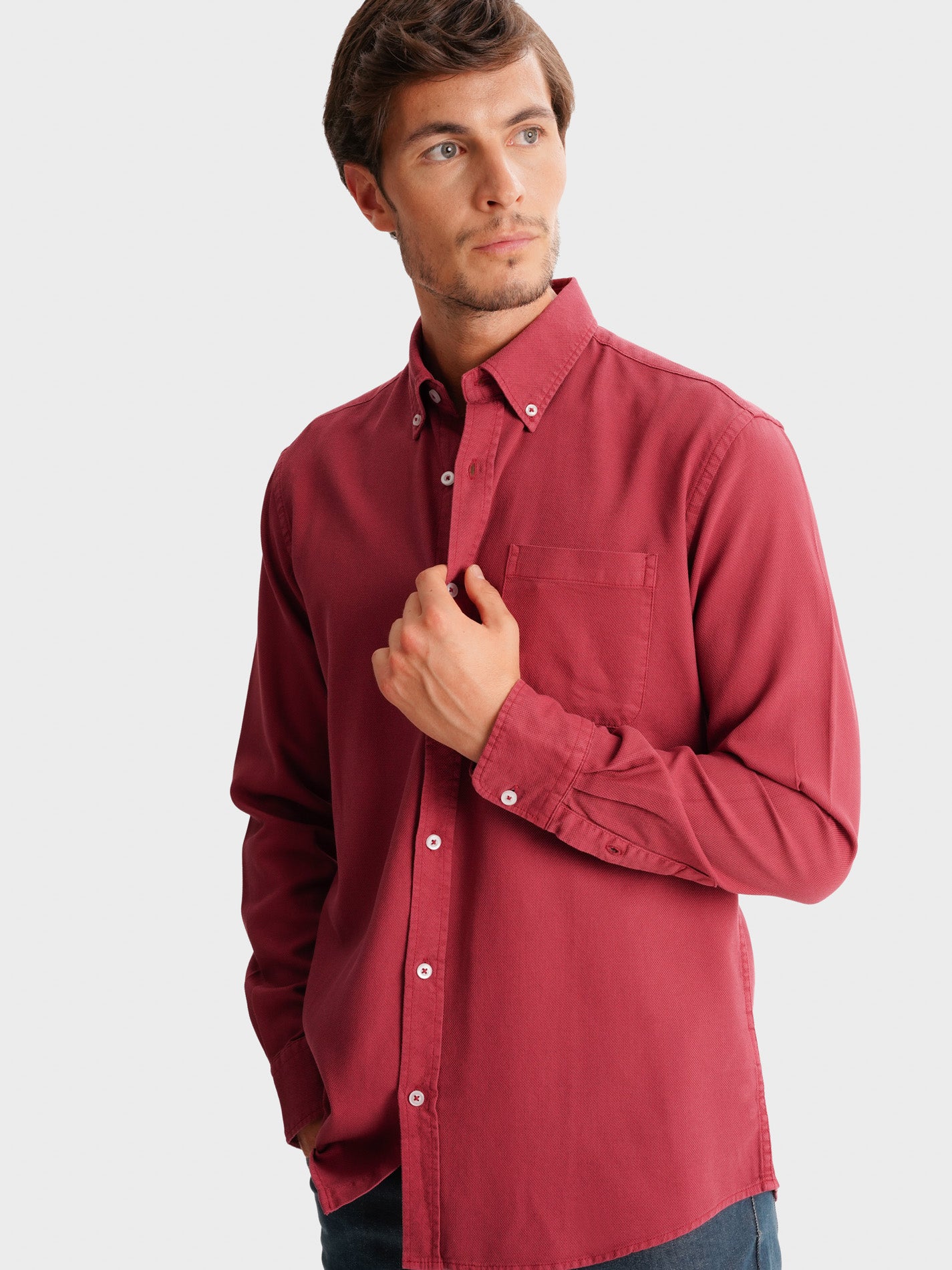 RED REGULAR FIT MR SHIRT. BLUE