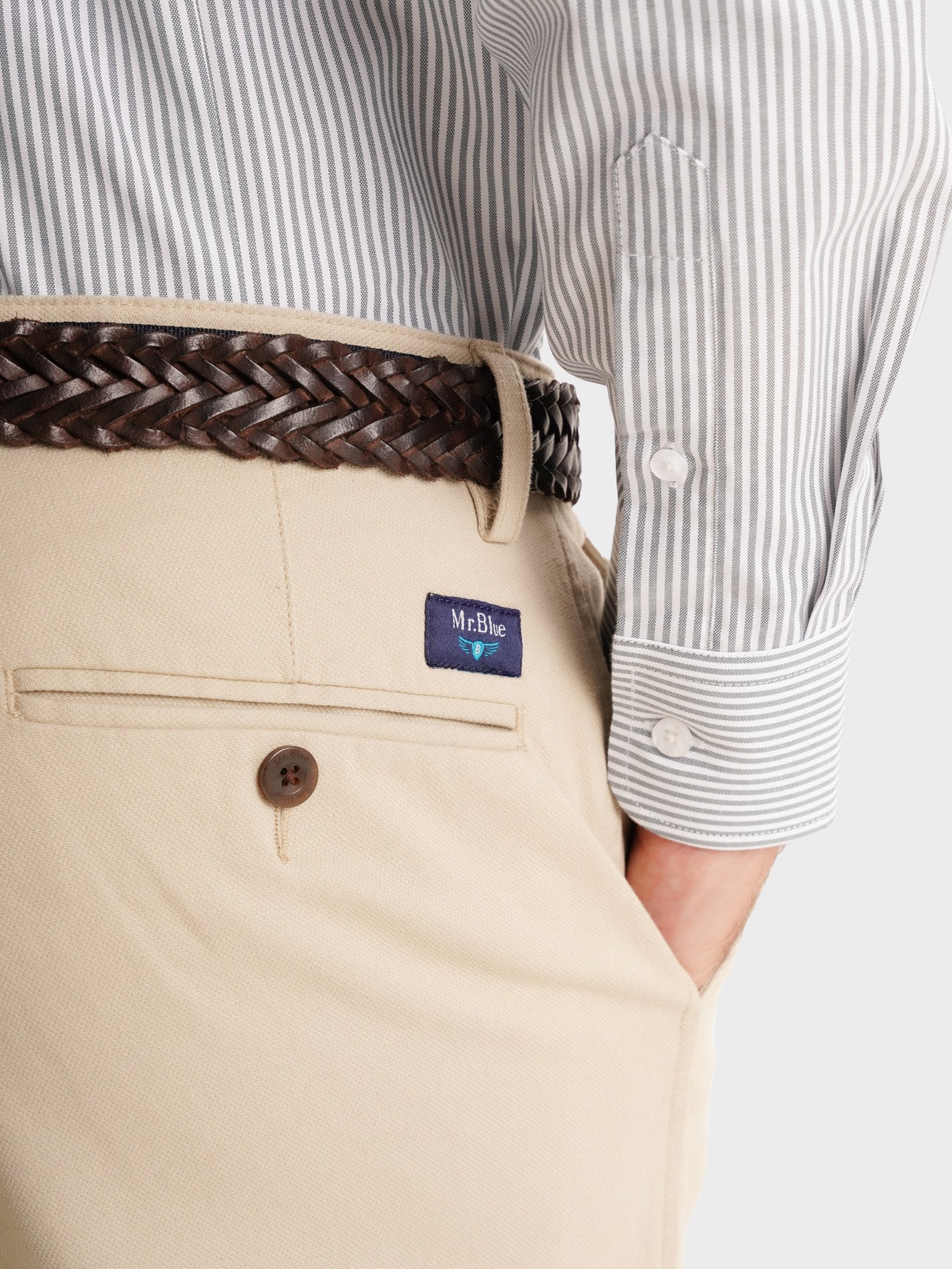 PANTALÓN ESTRUCTURA BEIGE REGULAR FIT MR. AZUL