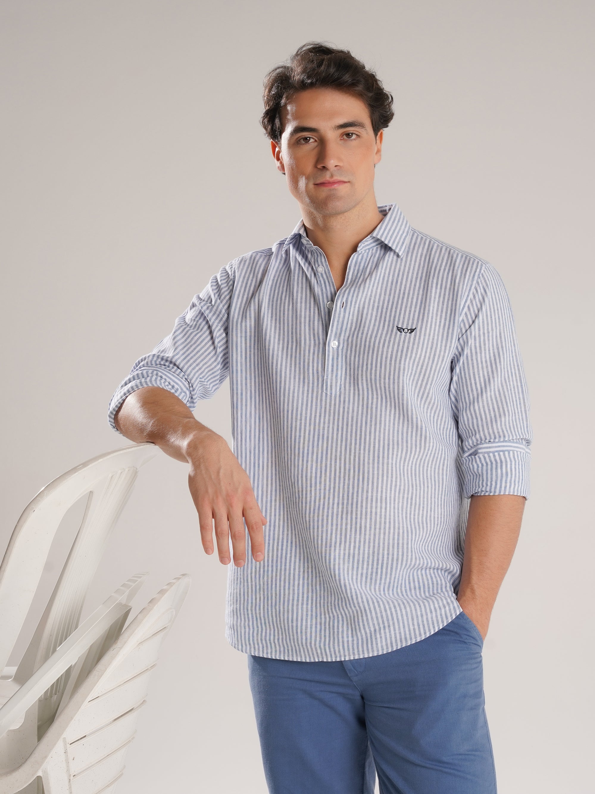 CAMISA MR AZUL MANGA LARGA REGULAR FIT. AZUL