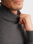 JERSEY FINO GRIS MANGA LARGA REGULAR FIT MR. AZUL