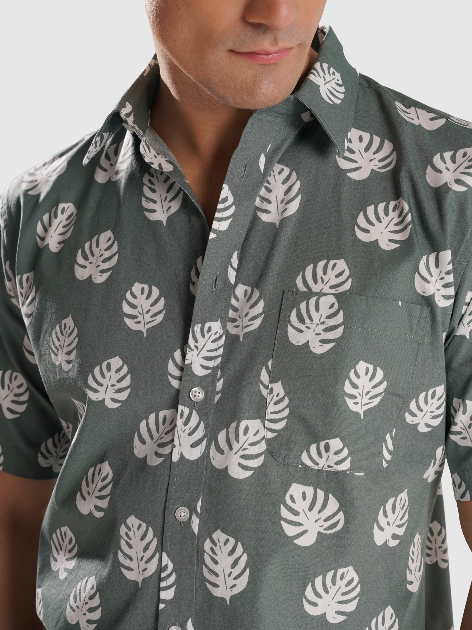 GREEN SHIRT SHORT SLEEVE REGULAR FIT MR. BLUE