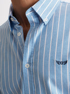 Camisa azul Oxford de corte estándar de Mr. Blue