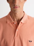 Polo de piquet naranja de corte estándar de Mr. Blue