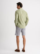 Camisa de corte slim de lino verde de Mr. Blue