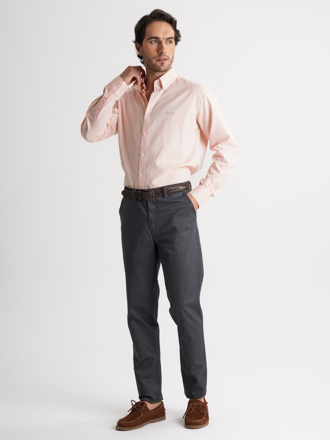 Camisa de corte estándar con diseño de espiga en naranja de Mr. Blue